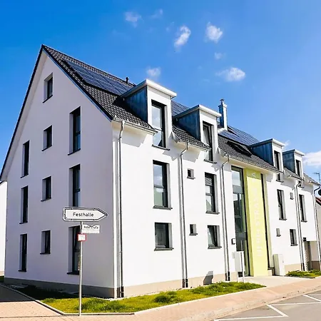 Apartament Amao Indigo - Rollstuhlgerechte - 62 Qm - Balkon & Tiefgarage - Aufzug - Naehe Messe - Bis 10 Pers 2whg Offenburg