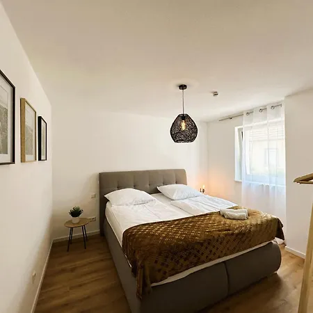 Amao Indigo - Rollstuhlgerechte - 62 Qm - Balkon & Tiefgarage - Aufzug - Naehe Messe - Bis 10 Pers 2whg Apartament