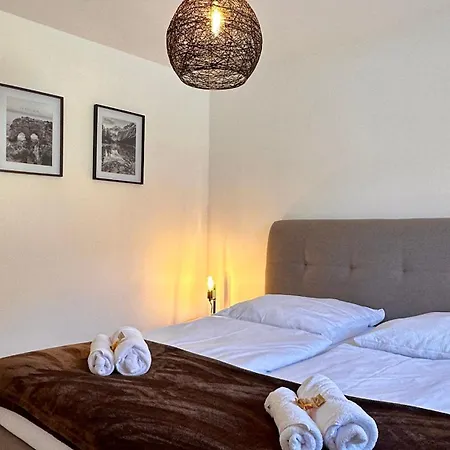 Amao-indigo - Business - Balcony - Parking Ofemburgo